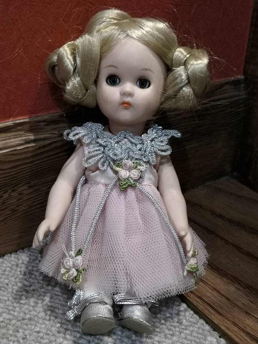 ヴィンテージ　ヴォーグ社 1984年 フルビスク ジニードール　Vintage Vogue Ginny Doll, Full Body Bisque ,1984 _10