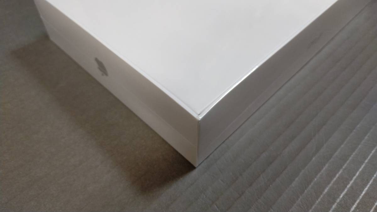 【未開封送料込み】 Apple iPad 第8世代(MYLA2J/A シルバー) 32GB ゆうパック(おてがる版)送料無料 32GB シルバー MYLA2J&frasl;A Apple｜アップル 10.2インチ 2020年秋モデル