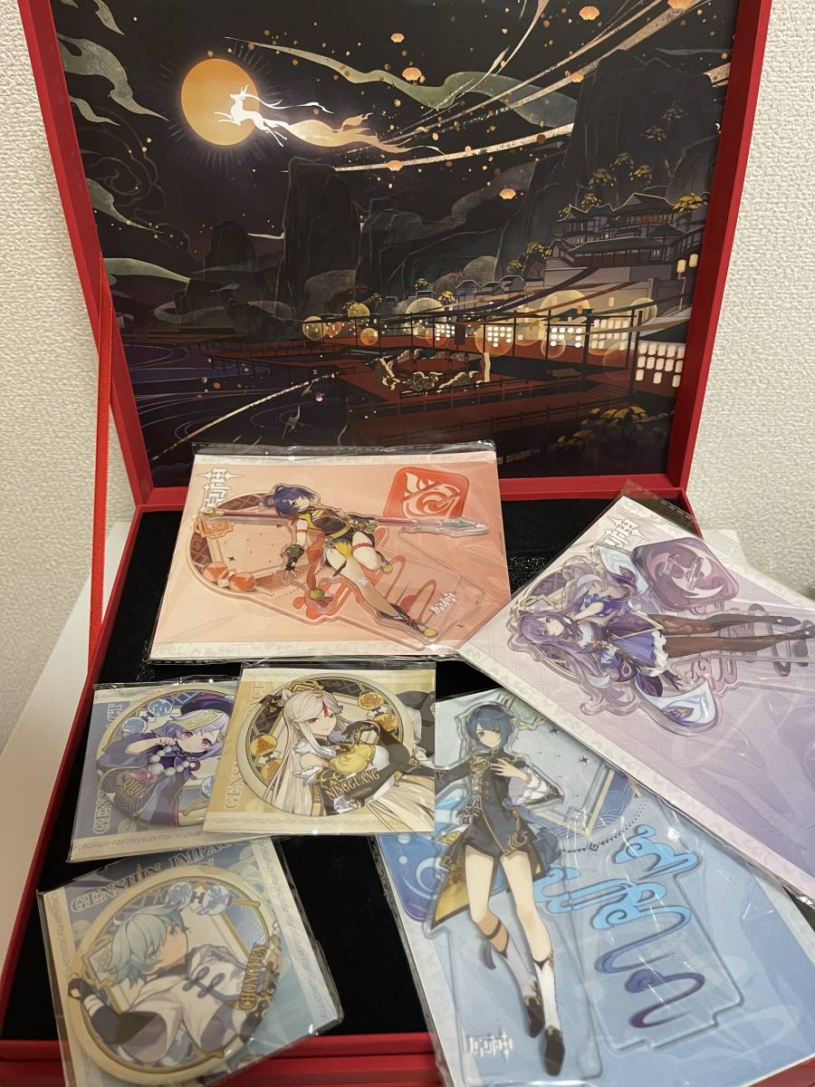 MiHoYo原神Genshin公式新年プレゼント　キャラクターアクリルスタンド　ケース_2