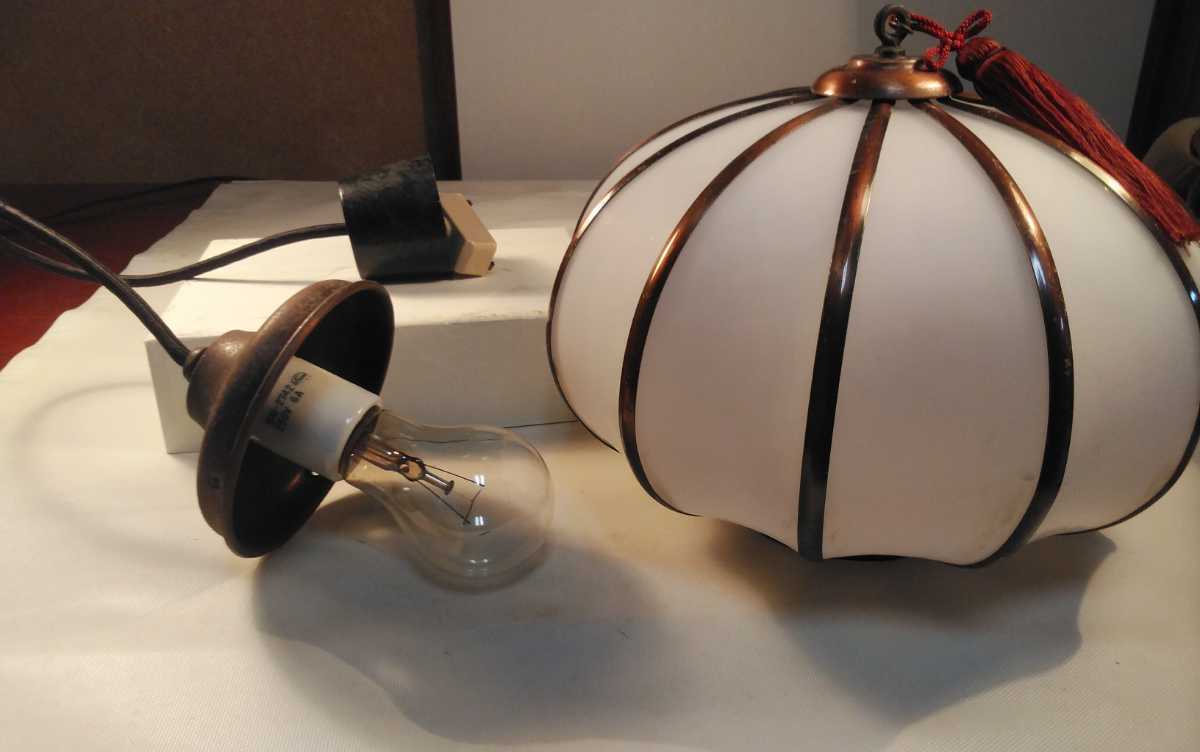 大正浪漫 飾り枠 和電笠 乳白ガラス ミルクガラス ランプシェード