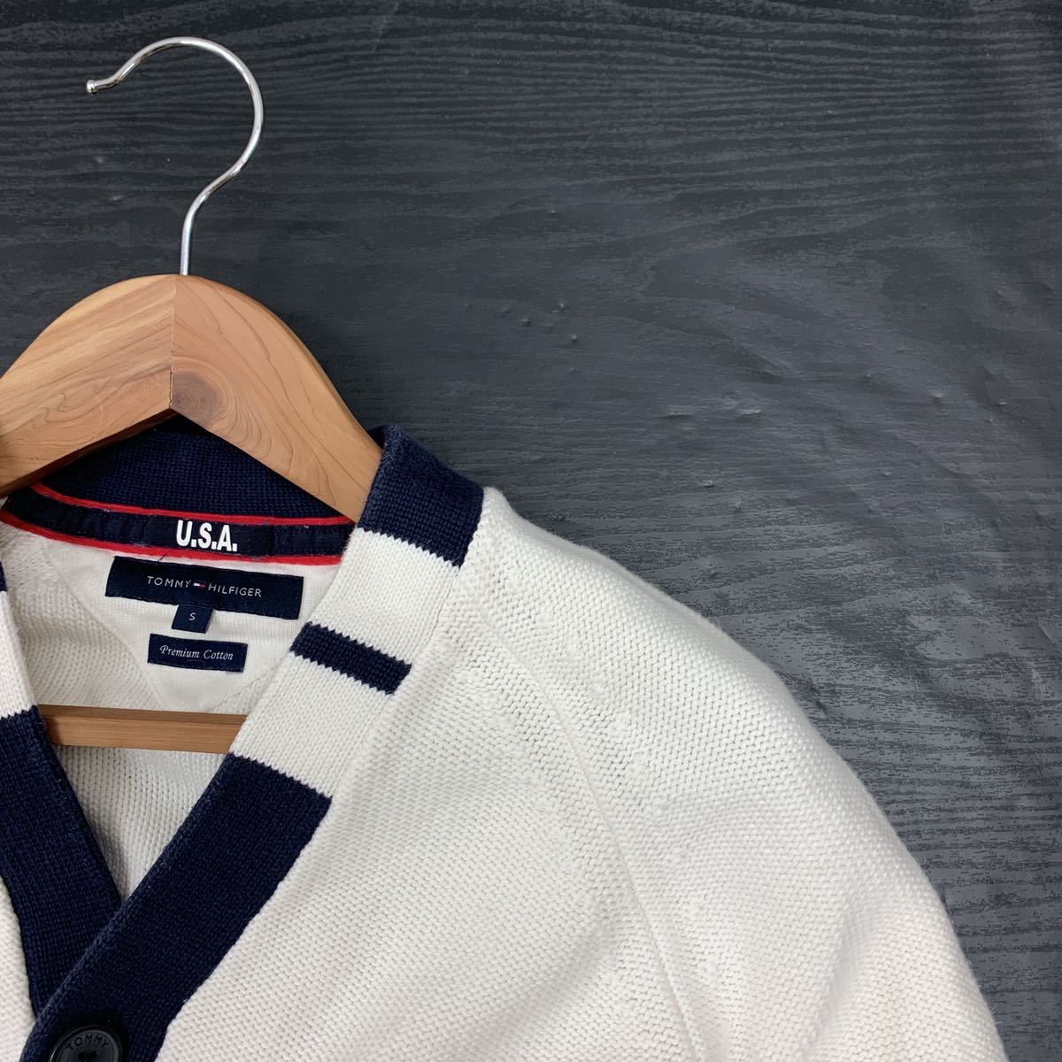 C＊ 人気モデル ワッペン刺繍 トミーフィルフィガーTOMMY HILFIGER 