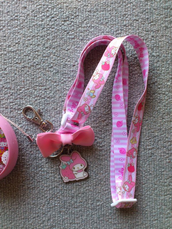 オンライン卸売 ネックストラップ付き サンリオ たまごっちみーつ キャラクターグッズ Winetfsa Com Br