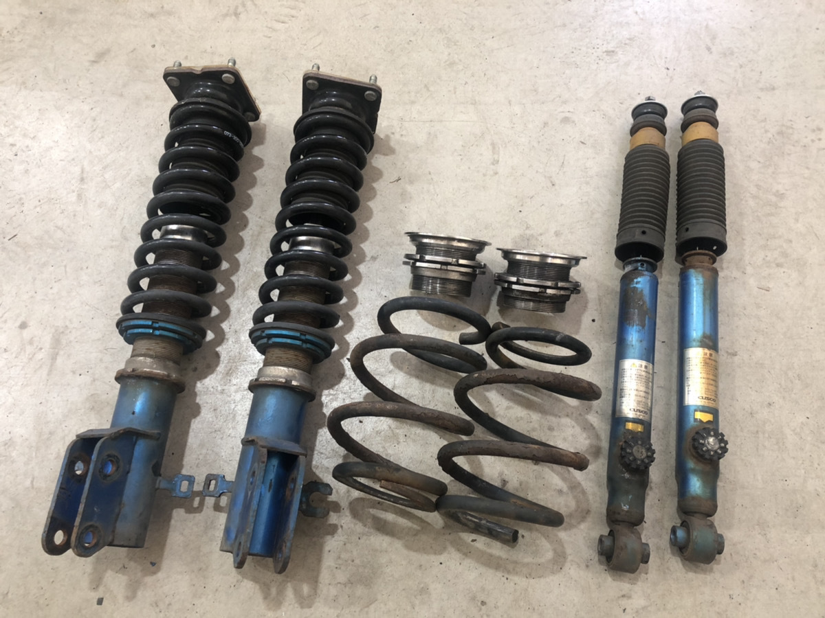 マツダ Mpv Cusco クスコ 車高調整式サスキット マツダ Mpv Ly3p ジャンク サスペンションキット 一式 売買されたオークション情報 Yahooの商品情報をアーカイブ公開 オークファン Aucfan Com