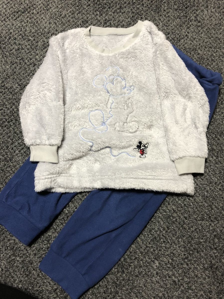 ユニクロ パジャマ 110 ミッキー ディズニー ボアボーイズuniqlo男の子 上下セット 部屋着 裏起毛 110 105 114cm 売買されたオークション情報 Yahooの商品情報をアーカイブ公開 オークファン Aucfan Com