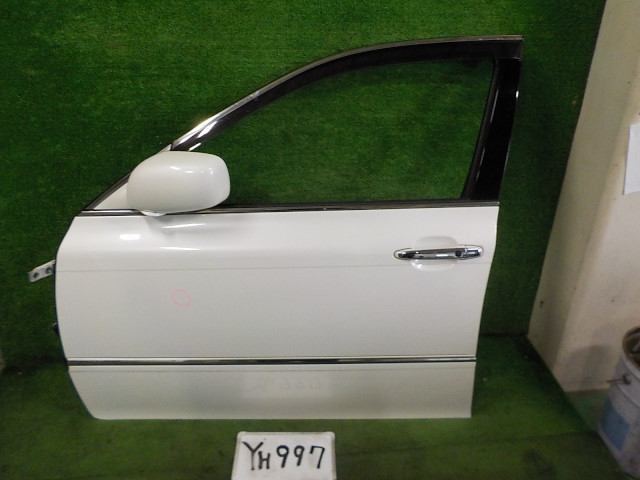 クラウン トヨタ GRS180 GRS182 GRS181 | GRS183 1⁄18 GRS181の中古車