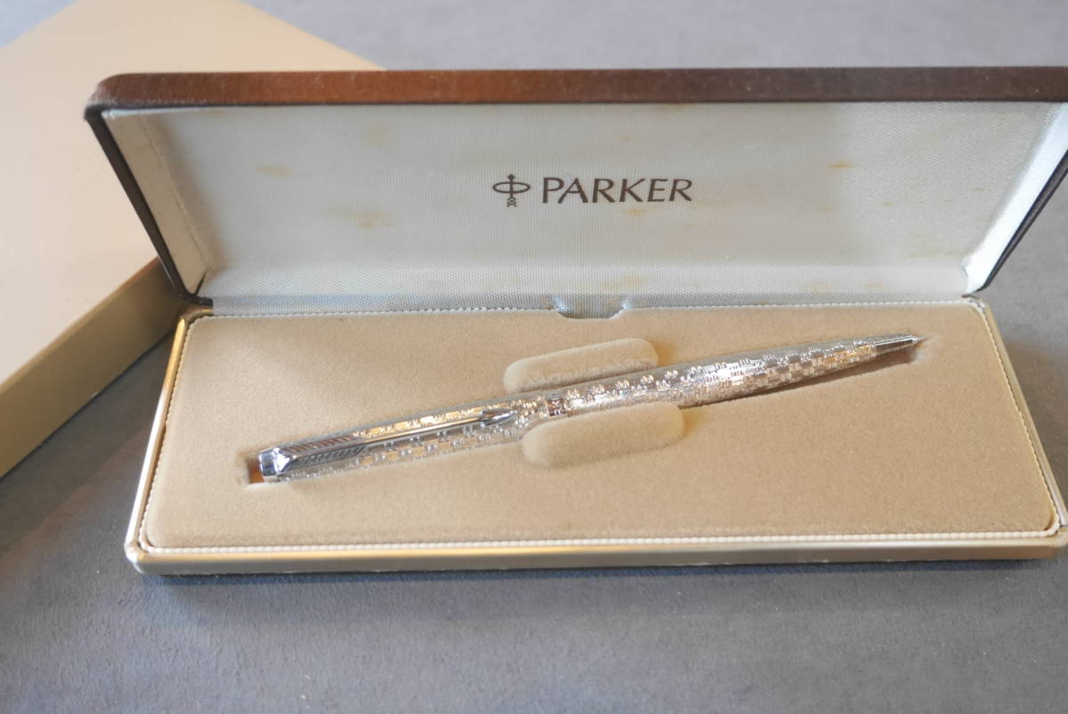 98 Parker パーカー シャープペン シャーペン フランス France シルバー プッシュ式 ケース有り パーカー 売買されたオークション情報 Yahooの商品情報をアーカイブ公開 オークファン Aucfan Com