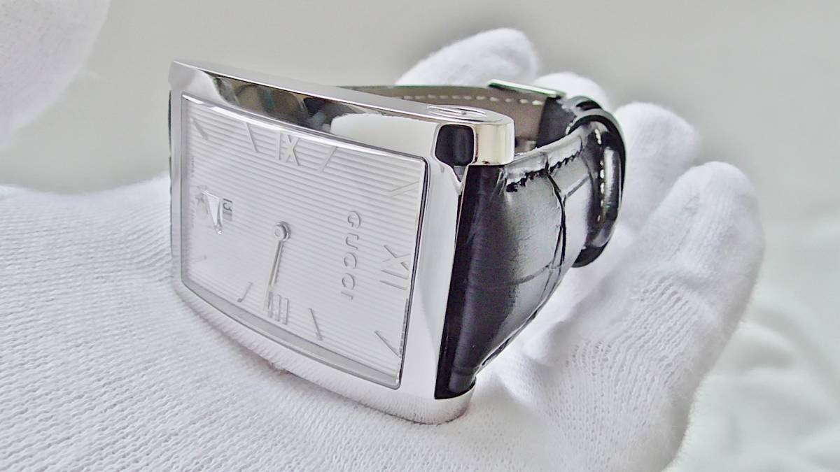 8600M グッチ クォーツ GUCCI 黒文字盤 メンズ時計 メンズ クオーツ Gメトロ 中古本物!GUCCI⁄グッチ ブラック文字盤 腕時計 クロノグラフ デイト Gucci 自動巻き式