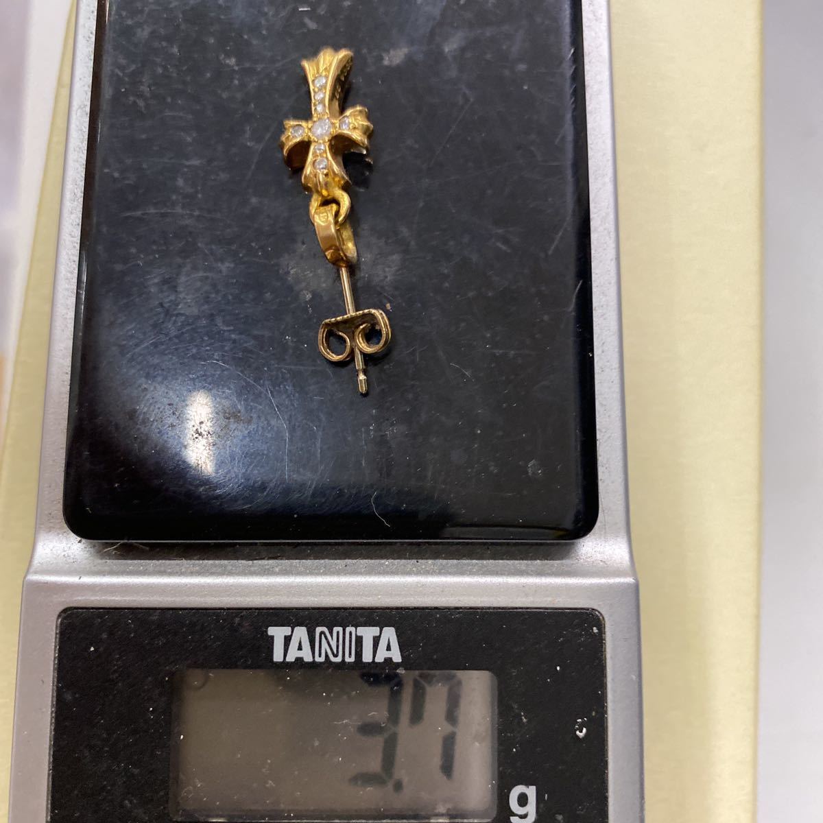 クロムハーツ。22k ベイビーファットPAVEダイヤゴールドピアス 