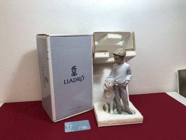 10650 LLADRO リアドロ 僕の親友 犬と少年 陶器人形 美術品
