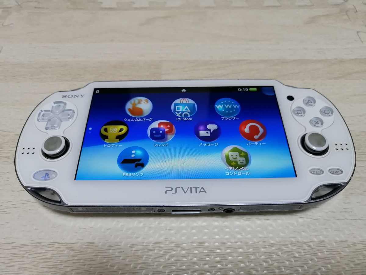 PS VITA 本体 クリスタルホワイト PCH-1000 Wi-Fiモデル 箱あり 動作 