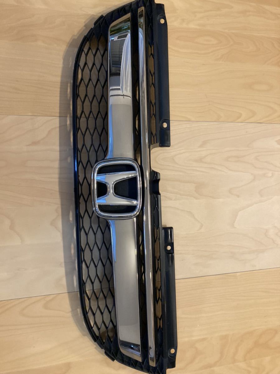 ホンダ　オデッセイRB1フロントグリル_1