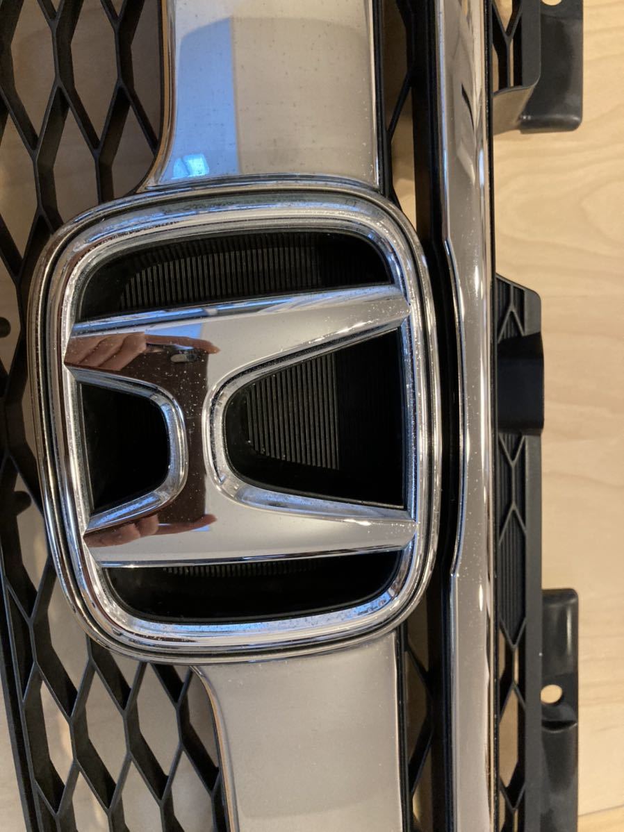 ホンダ　オデッセイRB1フロントグリル_3