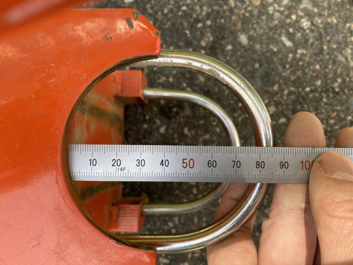 クボタ 中古 片培土器 取付金具付き トラクターパーツ 培土器 取付金具 サイドステイ サイドスキ クボタトラクターX-20にて使用_8