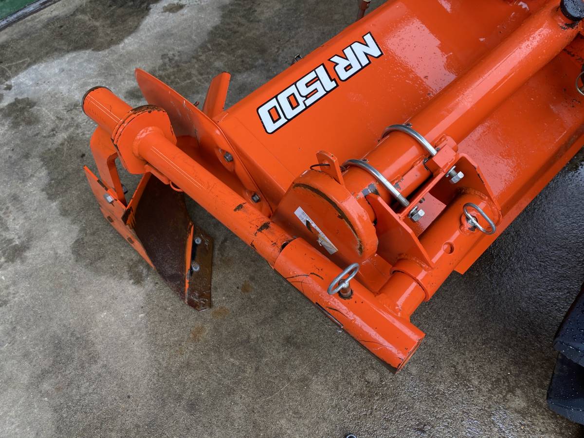 クボタ 中古 片培土器 取付金具付き トラクターパーツ 培土器 取付金具 サイドステイ サイドスキ クボタトラクターX-20にて使用_9