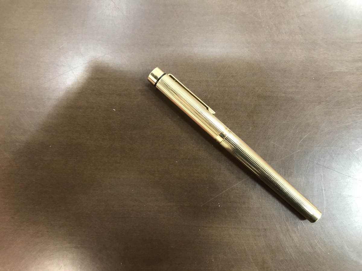 万年筆 シェーファー ゴールドの通販 Sheaffer SHEAFFER 1564万年筆 万年筆 シェーファー ゴールドの通販 Sheaffer SHEAFFER 1564万年筆