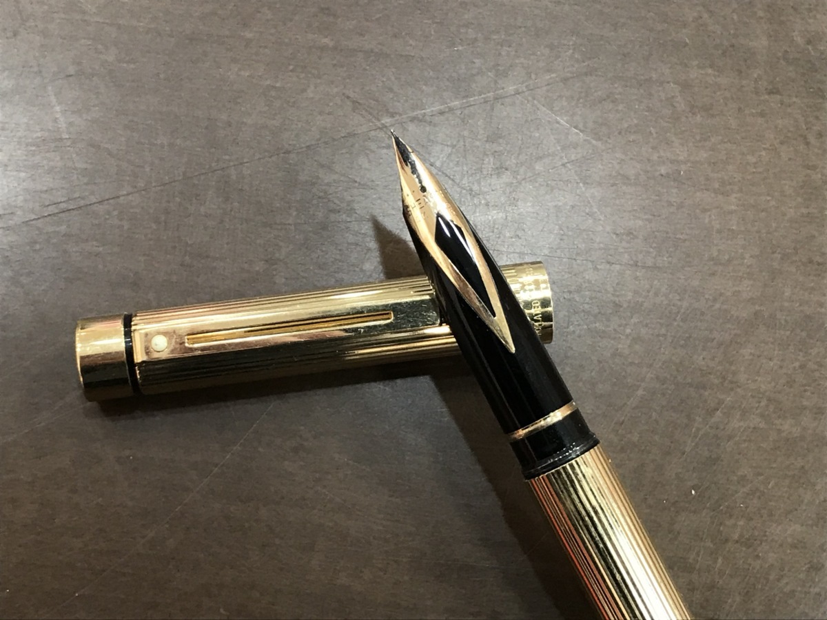 万年筆 シェーファー ゴールドの通販 Sheaffer SHEAFFER 1564万年筆