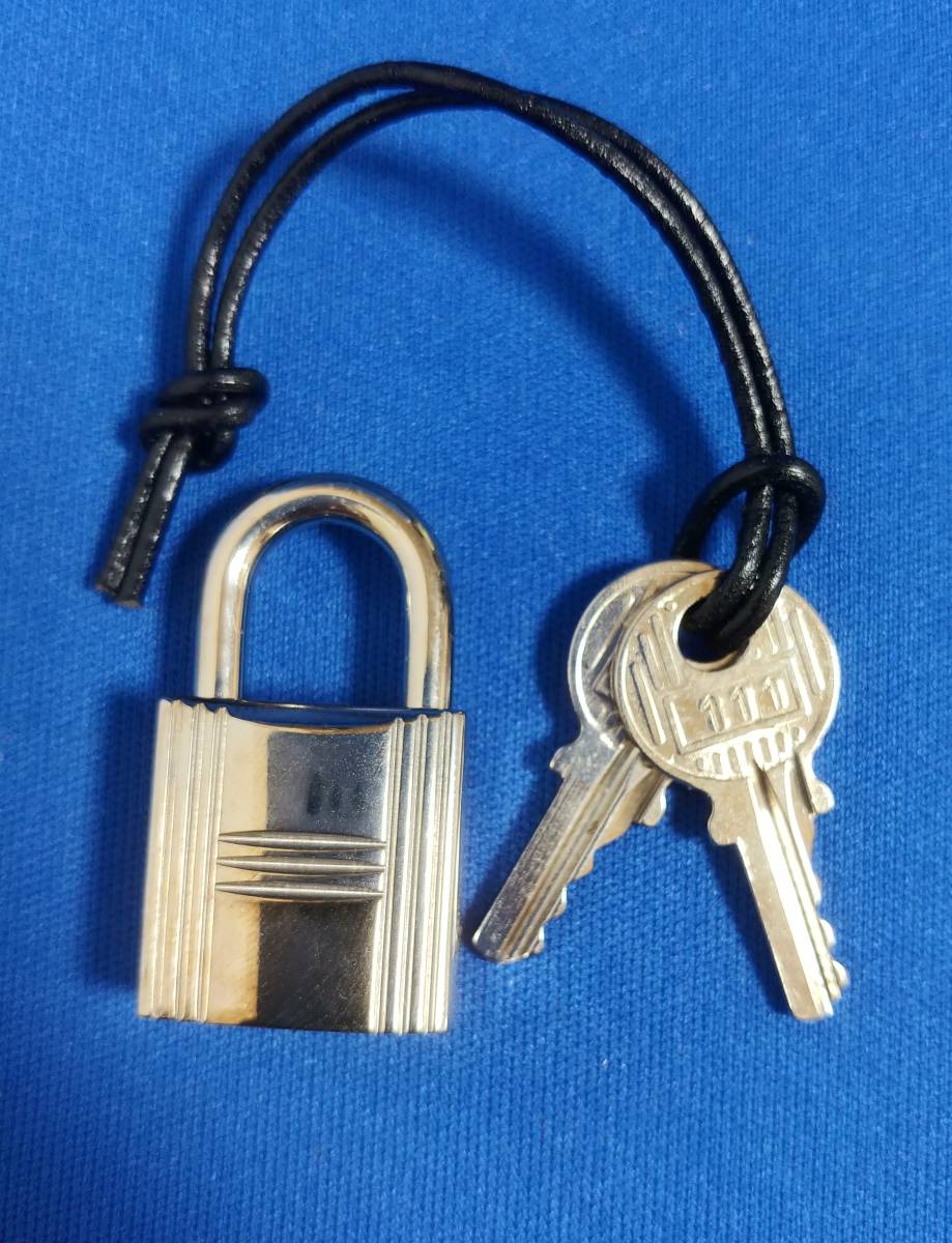 HERMES エルメス 鍵 南京錠 カギ カデナ 111 ◇◇HERMES エルメス カデナ 111 レザー 南京錠◇◇ ☆HERMES エルメス