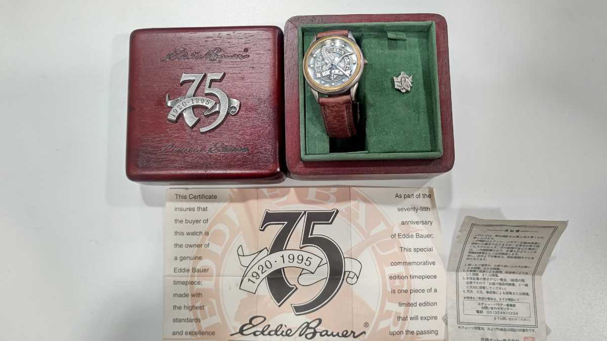 Eddie Bauer 75周年記念 稼働品 限定腕時計 ピンバッジ 木箱付 限定 