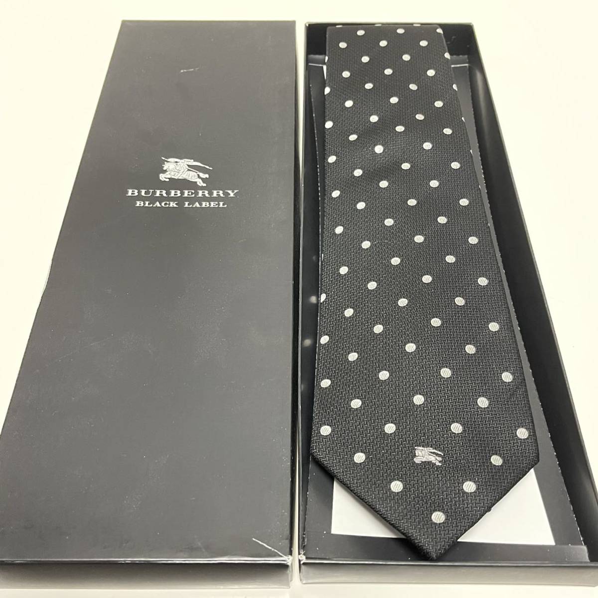 BURBERRY BLACK LABEL（バーバリーブラックレーベル） 黒ブラック