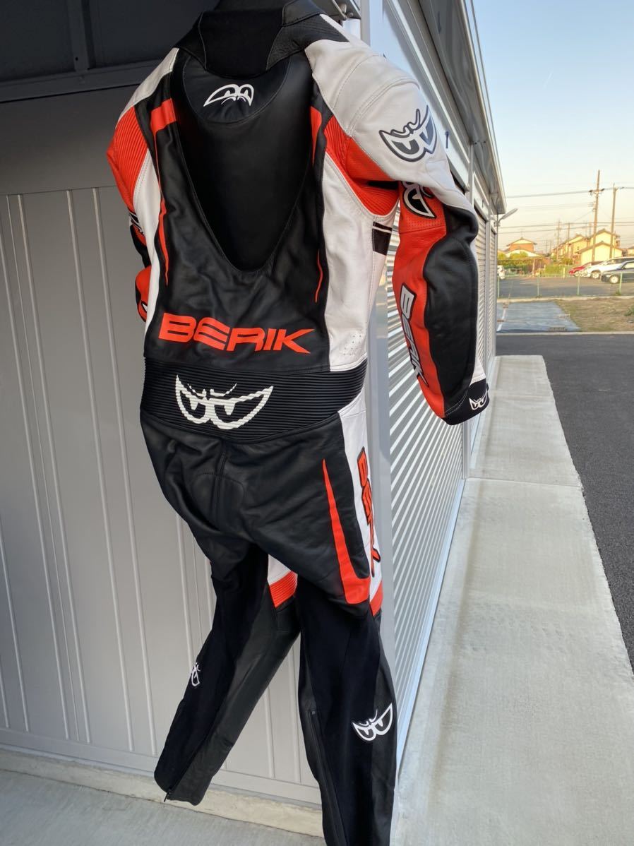 BERIK 革ツナギ セパレートタイプ レッド⁄ホワイト⁄ブラック
