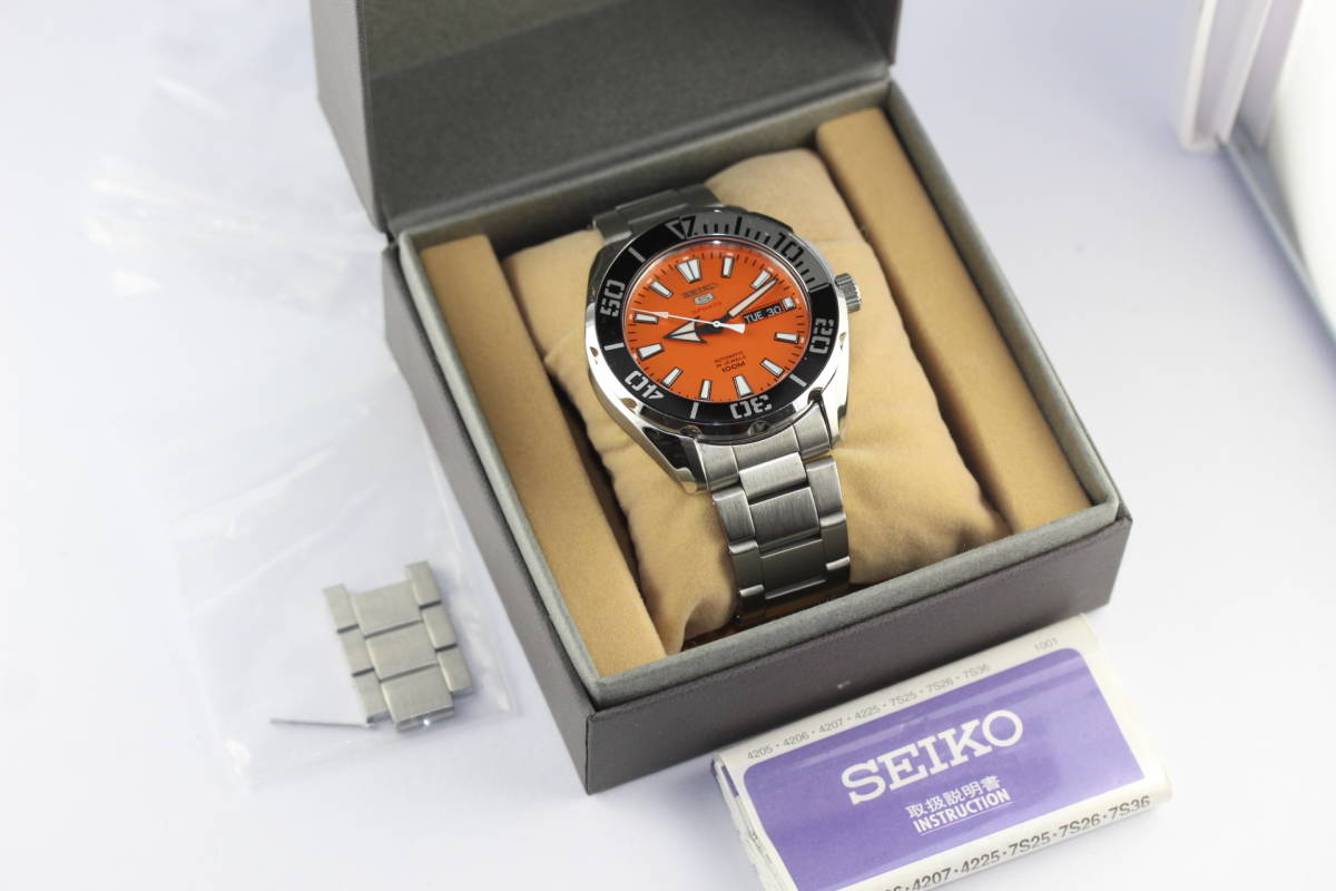 美品 SEIKO セイコー5スポーツ オレンジ文字盤 4R36-06R0 メンズ 自動 