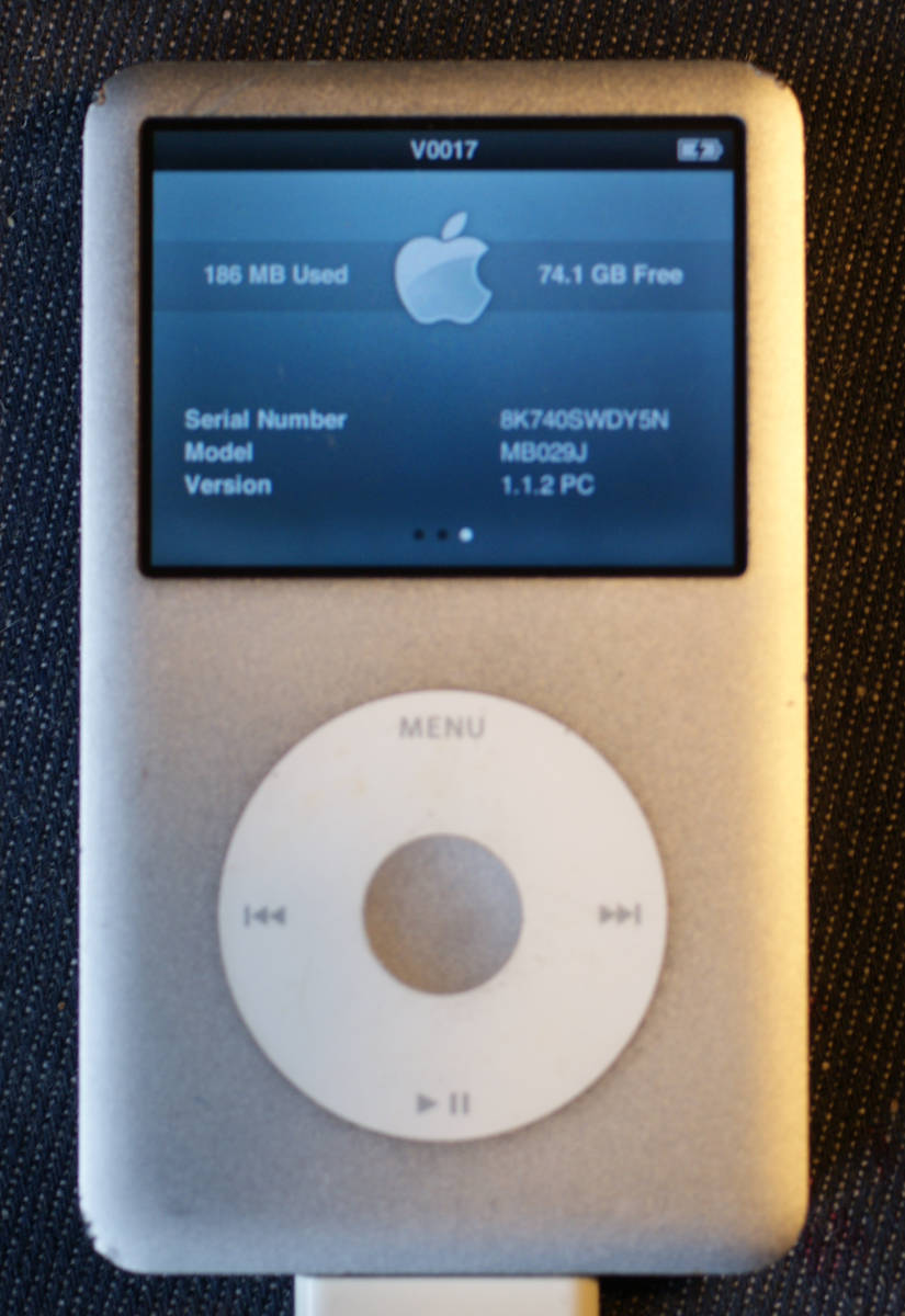1円～☆iPod classic A1238 80GB ジャンク 中古☆C884 送料無料
