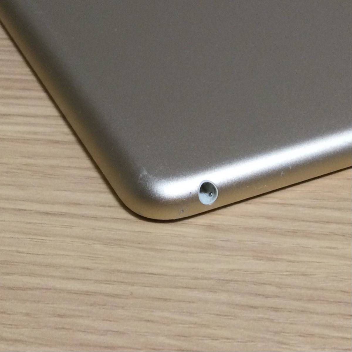 Apple iPad mini 3 128GB Wi-Fi GOLD ジャンク扱（イヤホンジャック