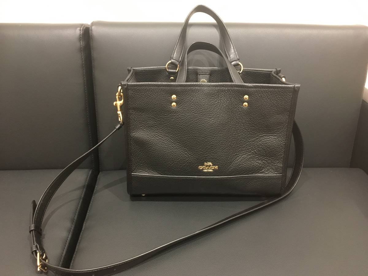  ＃4025 お買い得品 COACH コーチ デンプシーキャリオール 1959 2WAYショルダー/ハンドバッグ ブラック(ハンドバッグ)｜売買されたオークション情報、yahooの商品情報をアーカイブ公開 - オークフ その他