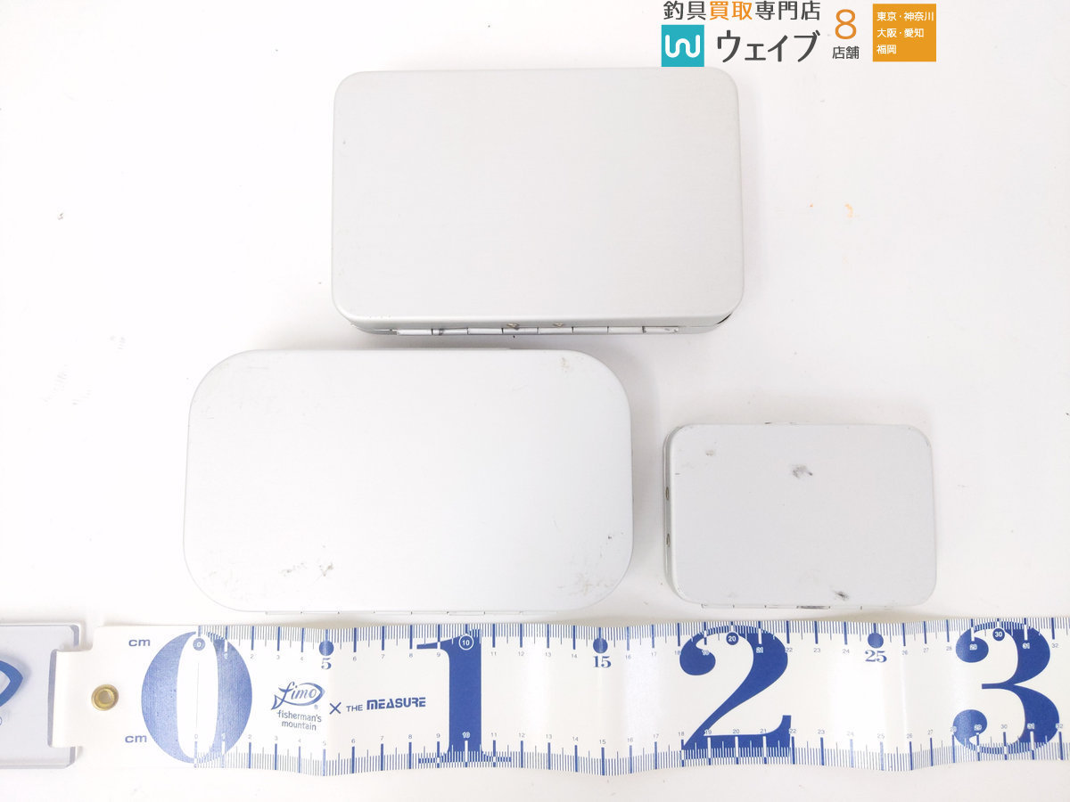 : アキスコ(AXISCO) フライケース AXISCO クリアフライボックス-SMスリットフォーム&frasl;KSM-SF アキスコ | フライボックス クリアフライボックス-SMスリット 魚 ダブルサイドクリアーフライボックス スポーツ＆アウトドア ニンフ用にお勧め｜アキスコ 毛バリケース アルミ製フライボックス 0