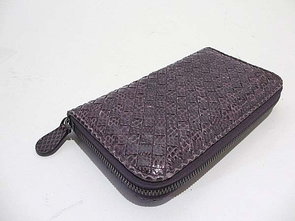 BOTTEGA VENETA イントレチャート レザー (ボッテガ・ヴェネタ