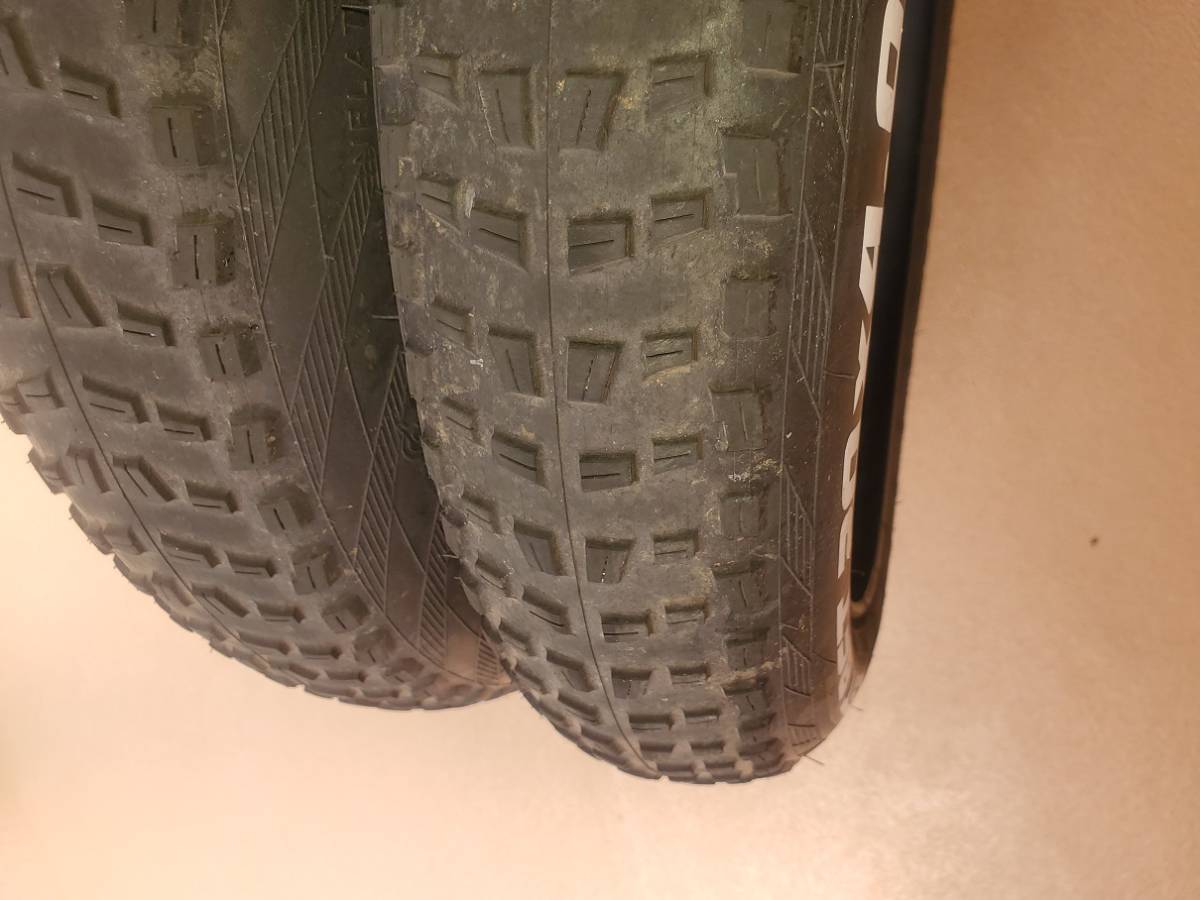 ファットバイク タイヤ 20×4.0 7分山 2本 CST SCOUT ST ファットバイク