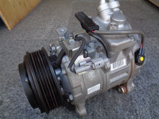 BMW523i F10 エアコンコンプレッサ『DENSO 部品№ 9399059』
