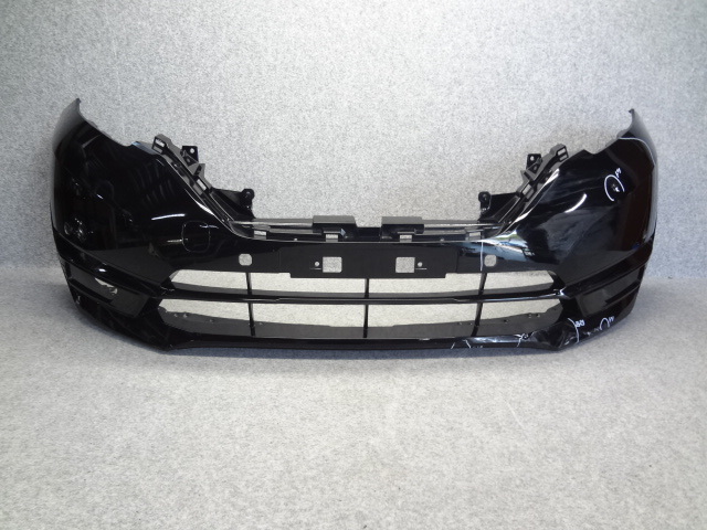 222154/D67　ノート　E12　後期　純正　フロントバンパー　KH3　ブラック　62022-5WJ0H　ソナー穴あり