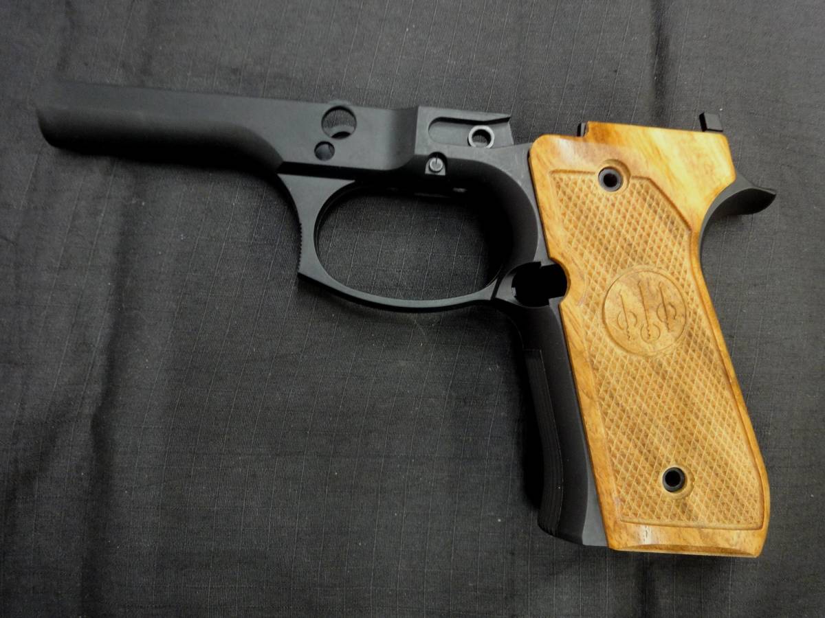 トイガン 2丁セット 本体 CAROM M92 ロゴ 紫檀 チェッカー 木製グリップ マルイGBBM92 M9A1 USM9