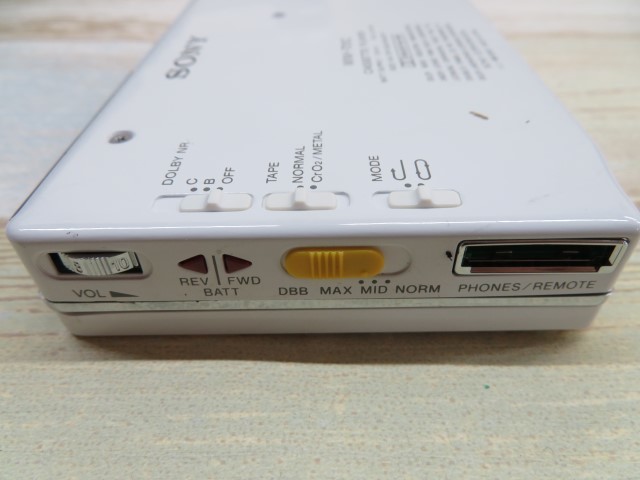 ☆SONY WM-701C カセットプレーヤー ホワイト WLAKMAN 再生 ソニー