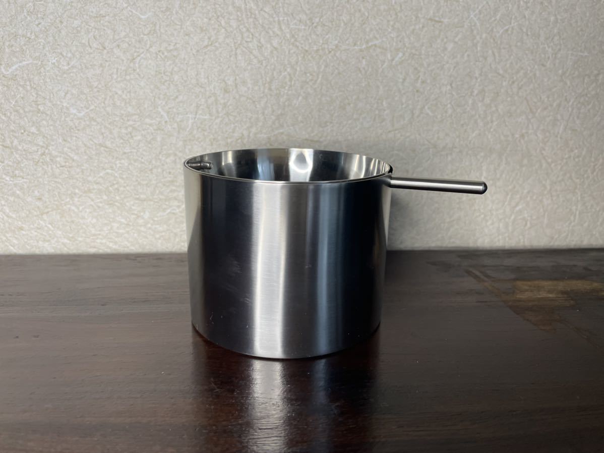 北欧デンマーク 《Stelton》 Cylinda-Line アッシュトレイ デザイン by