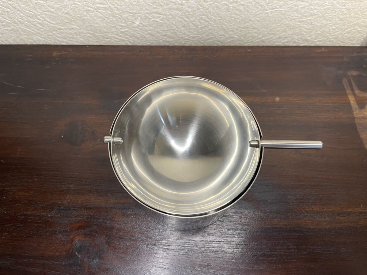 北欧デンマーク 《Stelton》 Cylinda-Line アッシュトレイ デザイン by