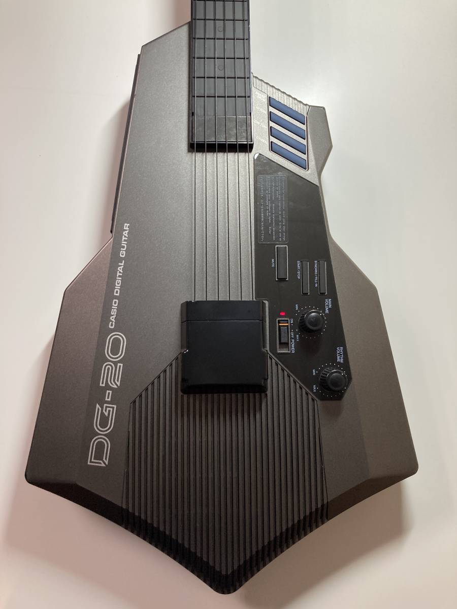 DG-20 Casio Guitar Digital Synthesizer CASIO | a Synth guitar MIDI