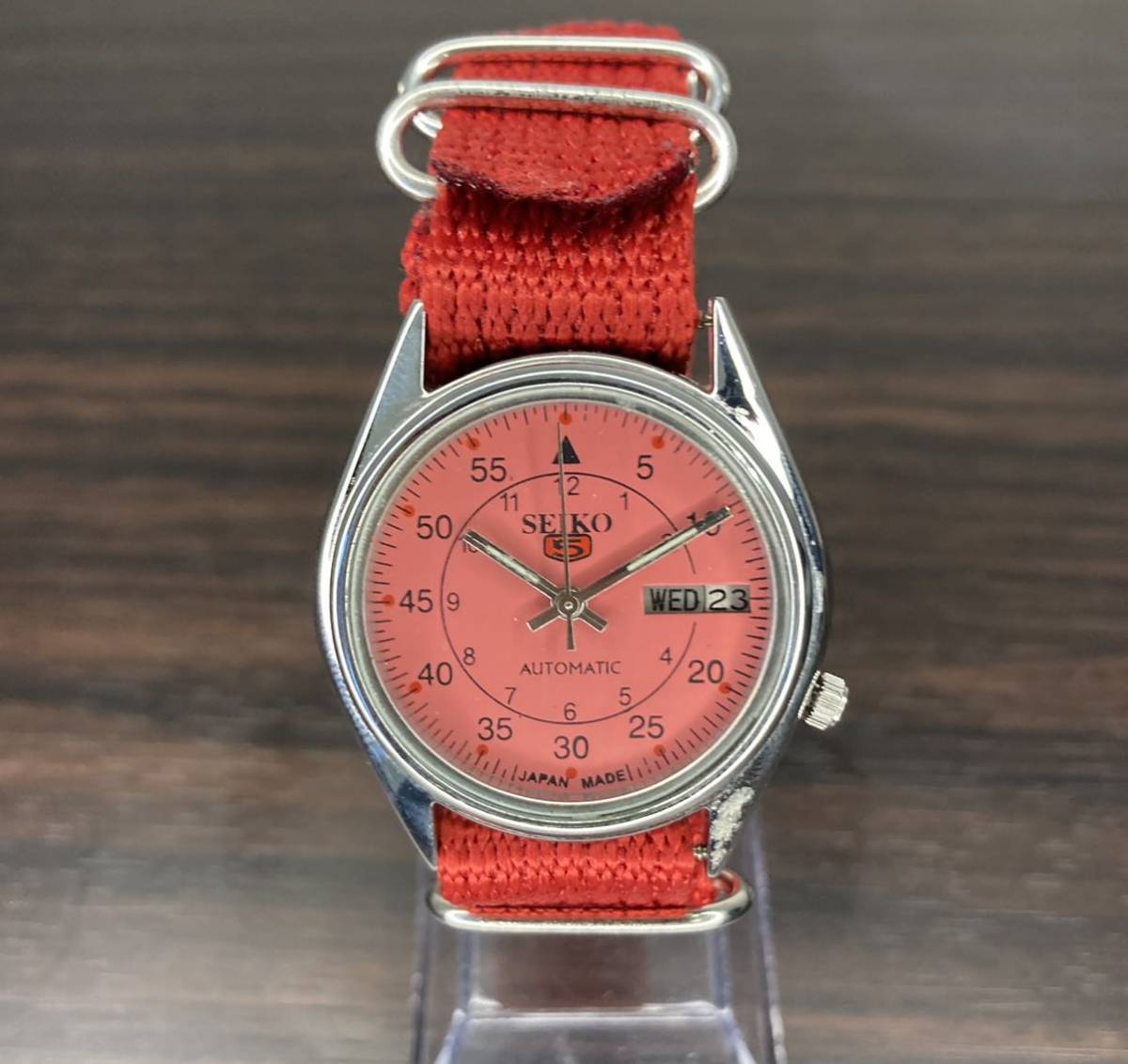0 ピンク ヴィンテージの再生セイコー Date Wrist Sports(ファイブ 