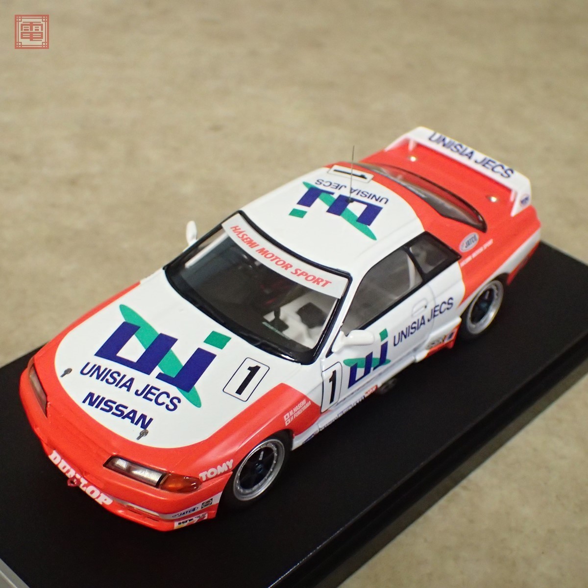 Hpi ユニシア ジェックス r32 予告 WEB限定 フィギュア付 1 18