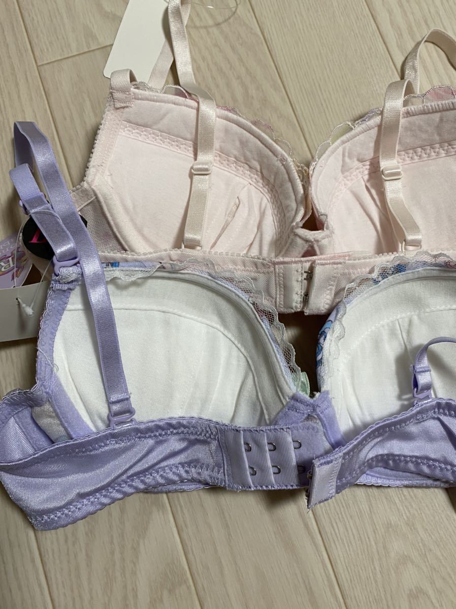 新品 ブラ&ショーツセット 下着 B70 D70 ブラジャー ショーツ パッドあり ワイヤーあり 上下セット 2点 送料無料 即決 ブラ ブラジャー セット ブラジャーショーツ Vie ピーチ・ジョン公式通販サイト