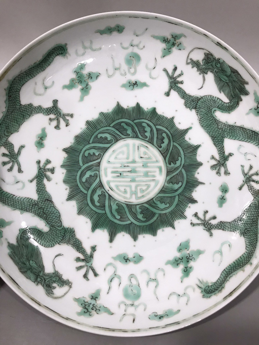 中国古美術・旧蔵粉彩陶芸・大清康熙年製 超大型盤龍彩飾皿・風水置物