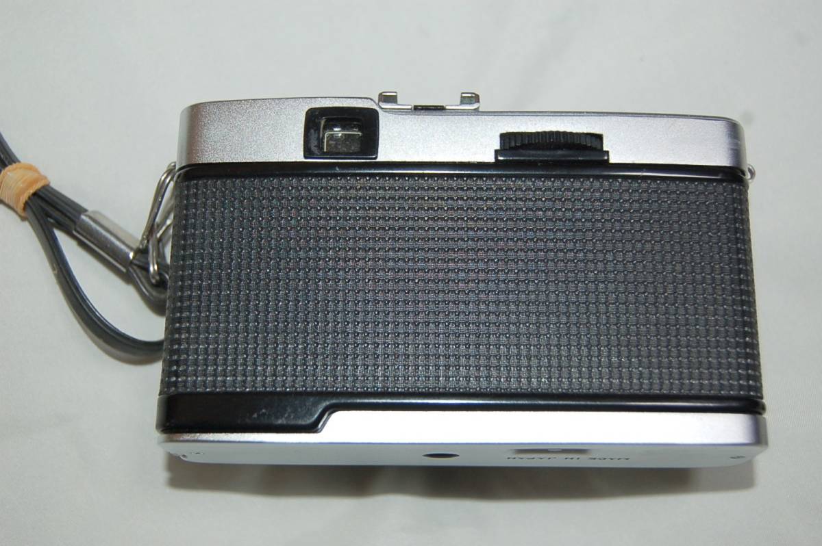 動作確認済み OLYMPUS TRIP 35 レンジファインダーカメラ Kaysun General Trading LLC.
