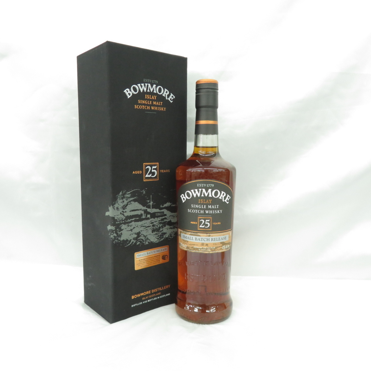 未開栓】BOWMORE ボウモア 25年 スモールバッチリリース ウイスキー