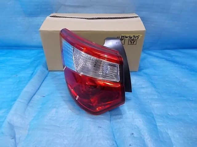 【人気SALE，SALE】 ヴィッツ Vitz KSP130 後期 左 テールランプ №MW10715(テールライト)｜売買されたオークション情報、yahooの商品情報をアーカイブ公開 - オークファン トヨタ用