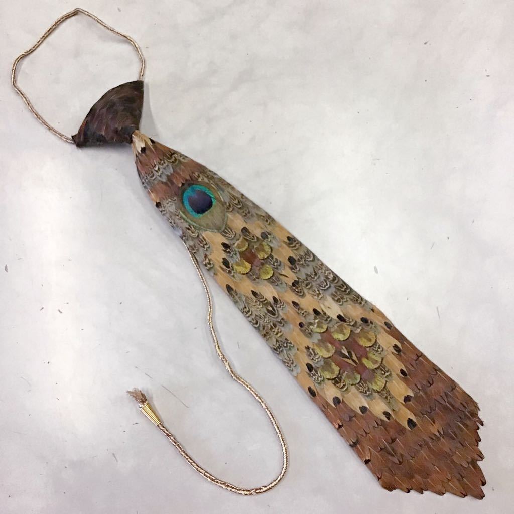 ビンテージ☆鳥の羽根ネクタイ☆刺繍入り☆珍しい品です(ネクタイ一般 