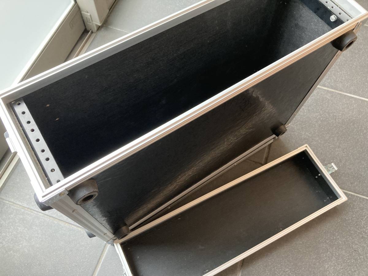 中古] ARMOR A3U FRP仕様の頑丈な3Uラックケース [RJ767] ARMOR A3U