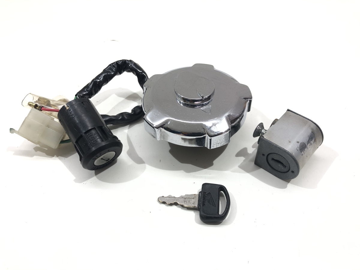 37) ホンダ ゴリラ 純正 キーセット Z50J-2507※※※ 12Ｖ 4速 モンキー B1