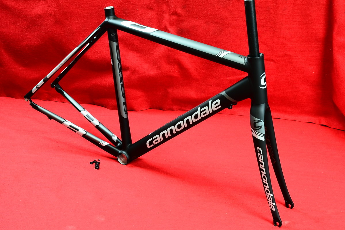 キャノンデール　CAAD8 フレームセット 新品☆CANNONDALE◇CAAD8☆キャノンデール☆SAVE軽量アルミフレーム