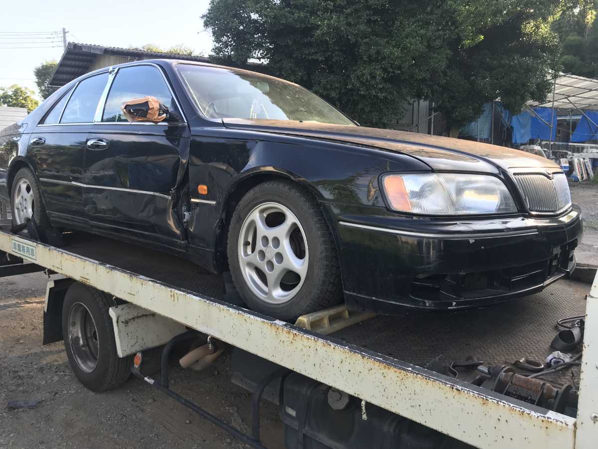 Y33シーマ4.1用マフラー希少 Y33シーマ4.1用マフラー希少 Y33シーマ4.1